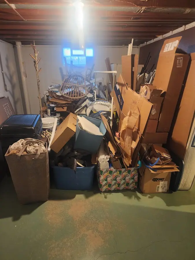 Roll-off dumpster container at job site for Cleanout Dumpster Rental in Bosque Farms